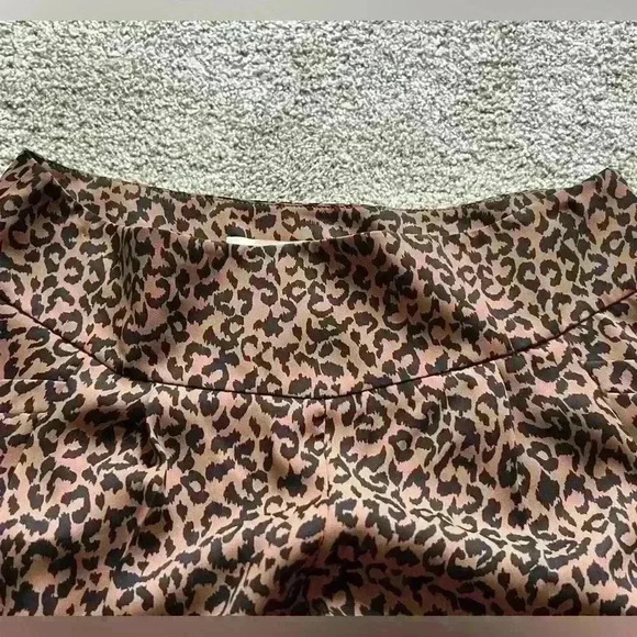 LOFT Animal Print Shorts - Picture 10 of 11